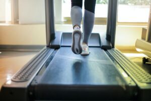 How To Use A Treadmill: 3 Simple Steps to Fitness