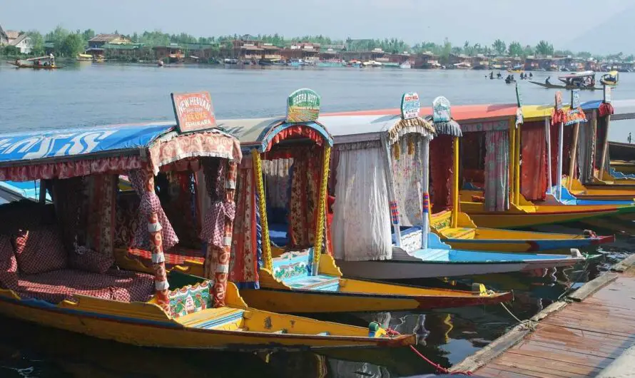 Romantic Rides On Srinagar Waterways: A 6 Days Trip Guide