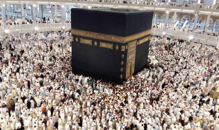 Unveiling the Best Umrah Package Deals at Kaaba Tours