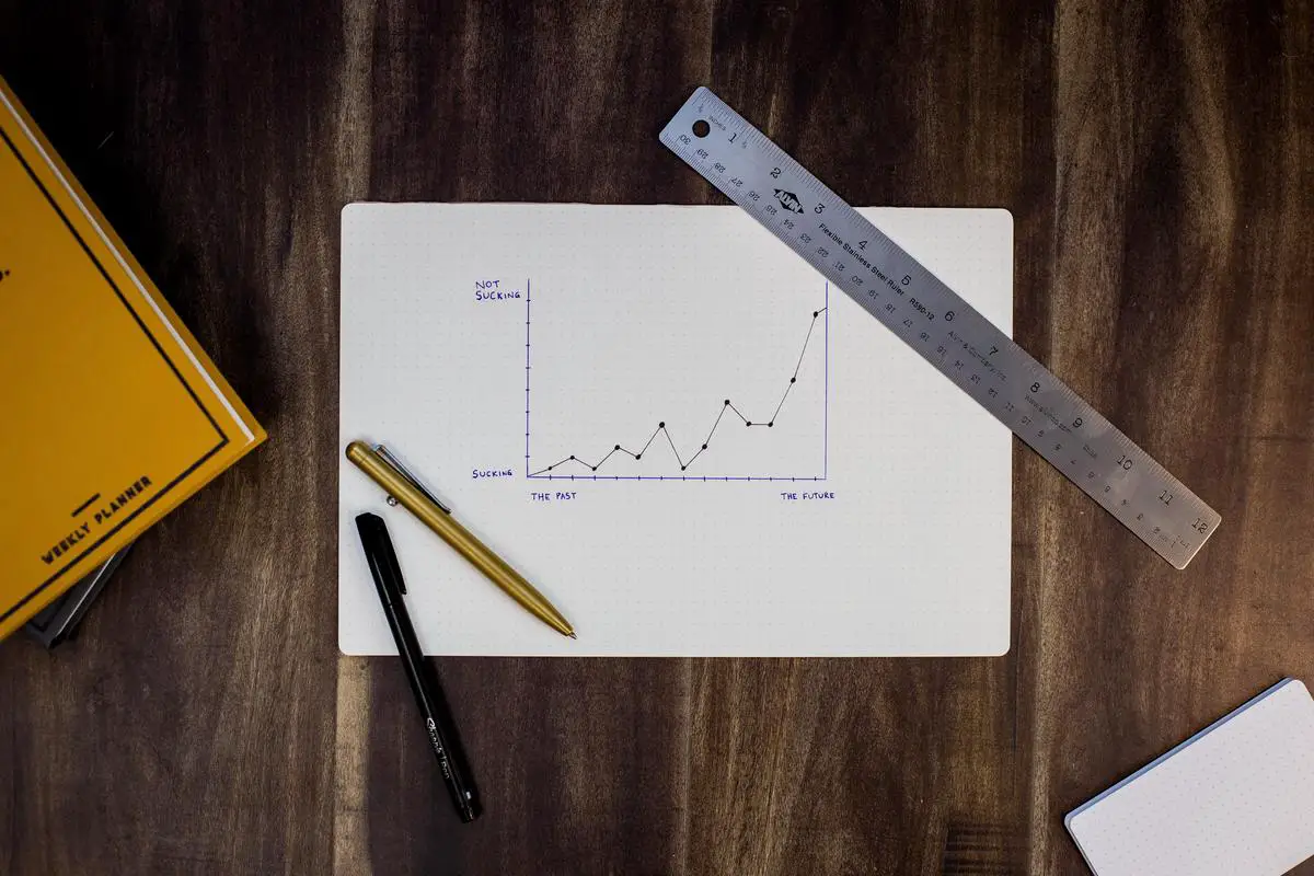 Illustration showing a person analyzing user reviews and ChatGPT generating responses and insights based on the analysis.