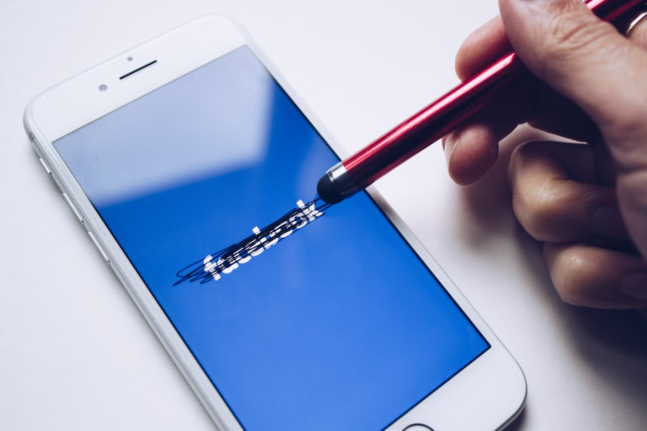 Image illustrating the impact of social media guest posting on digital marketing